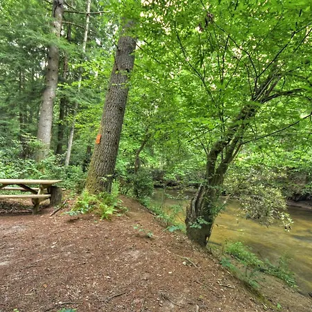 K6 Lodge Gather Around The Firepit Soak In The Hot Tub And Splash In The Creek